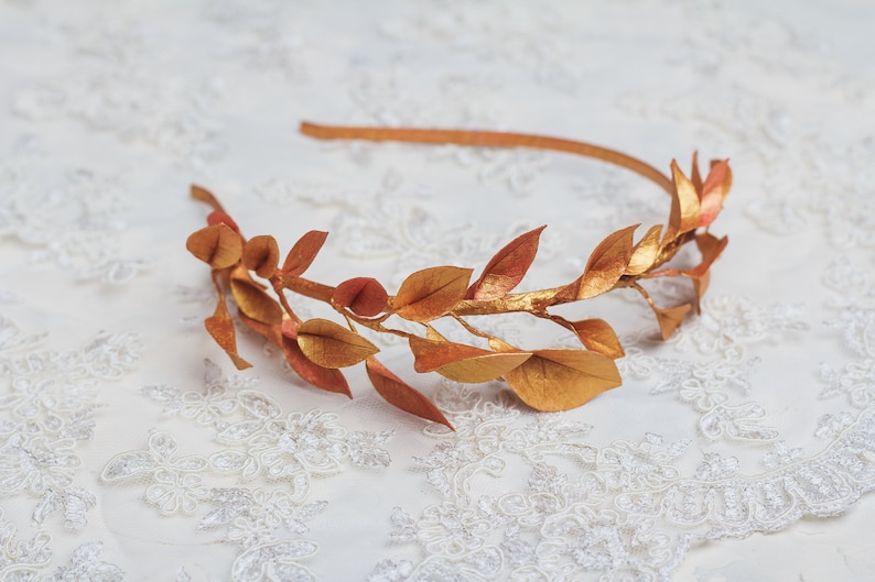 Laurel leaf tiara Greek goddess crown Silver crown Bridal side headband Woodland hair piece Grecian Gold Leaf Headpiece Floral wedding tiara image 8