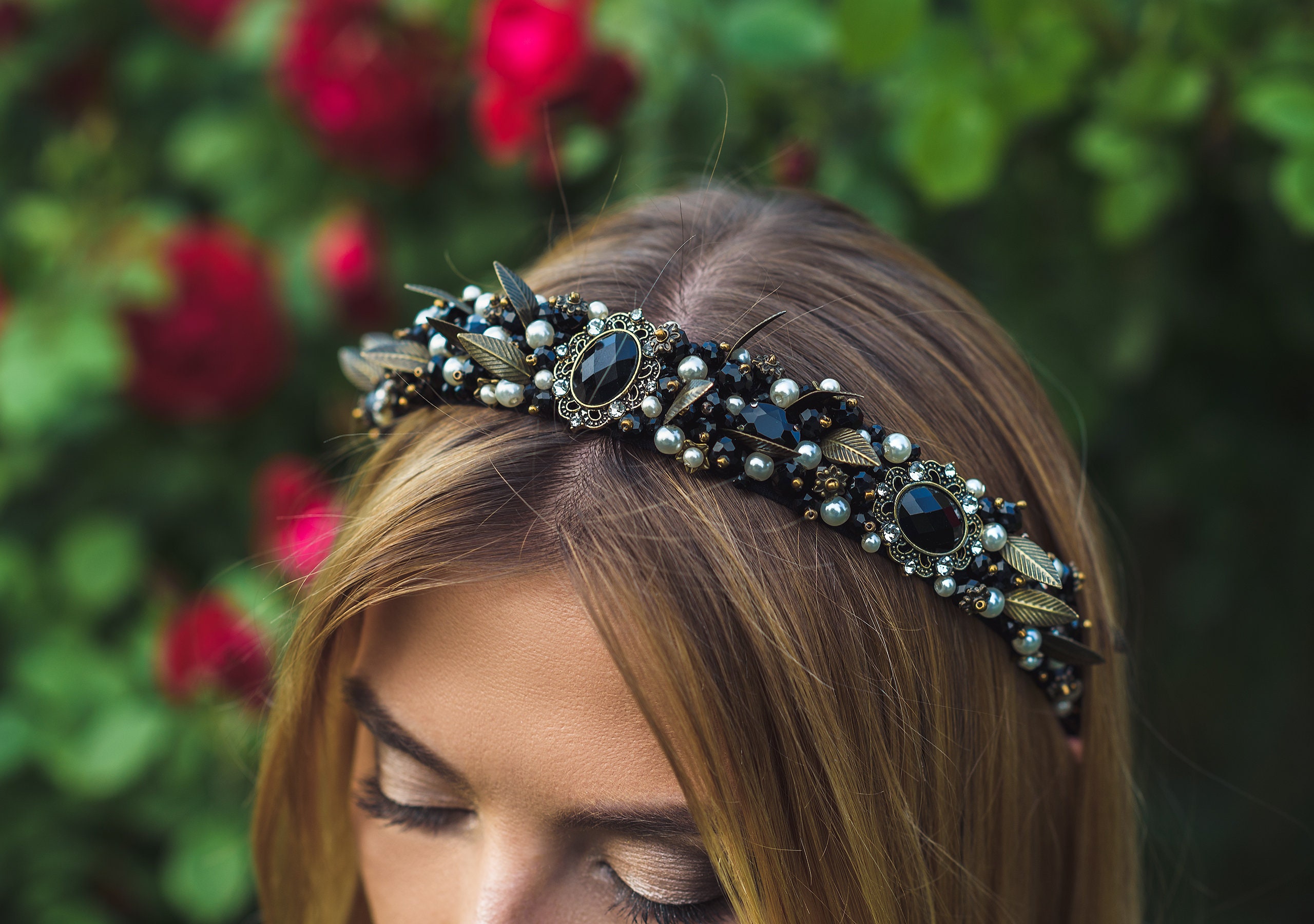 Wholesale prices Elegant Ladies Embellished Headband Jewelled Baroque