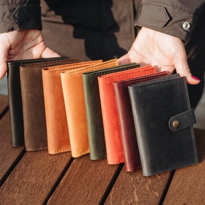 Leder-Organizer für Dokumente, Personalisierter Dokumentenhalter, Lederhülle für Pässe und Karten, Dokumentenhalter aus Leder, Leder