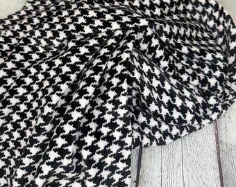 Houndstooth Ultra Plush Velvet Fabric by the Yard – Soft Upholstery & Drapery MaterialHound - Houndstooth Printed Seamless Pattern