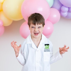 Kids Mad Scientist Doctor Coat, Embroidered Lab Coat for kids. Embroidered White Coat for kids, Kids Halloween Costume, Kids scientist coat