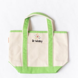 Kids Doctor Bag, Personalized Medical Bag, Kids Pretend Play, Doctor costume, Pretend Doctor Costume, Kids Lab Coat, Embroidered canvas tote