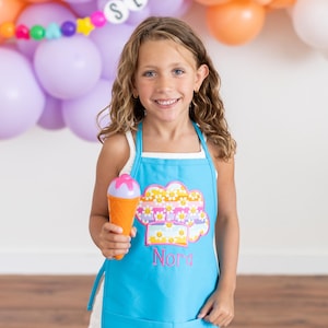 Personalized Kids Apron, Girls Customized Apron, Embroidered Pretend Apron, Girls Christmas Present, Girls Apron and Chef Hat Set