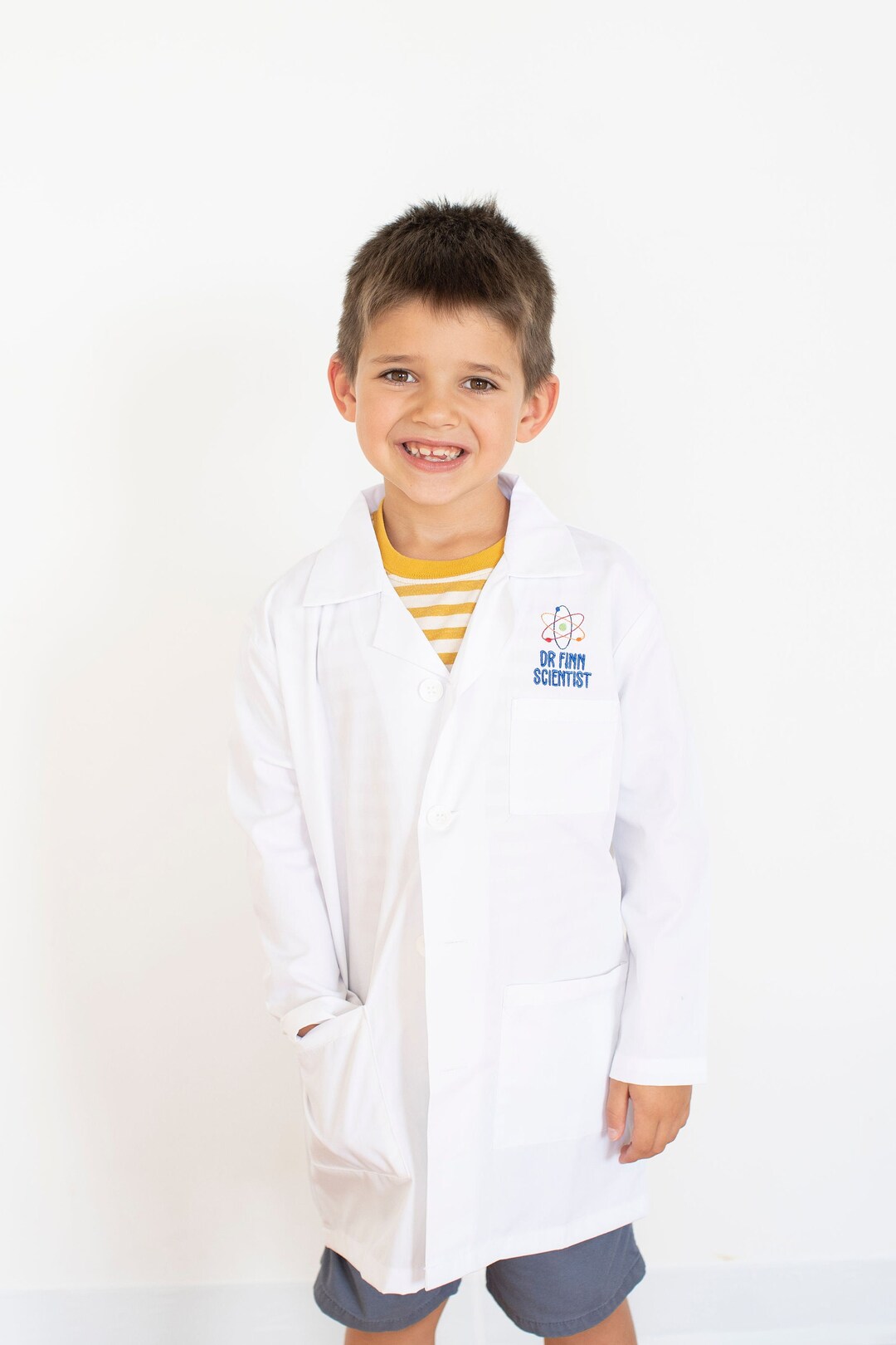 Embroidered Personalized Kids Lab Coat, Kids Doctors Coat, Embroidered White Coat for Kids, Kids