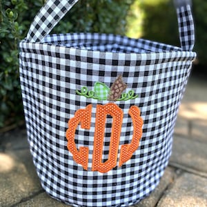 Kids Personalized  Halloween Trick or Treat Bag, Pumpkin monogram, Great Halloween Bag for Trick or Treating