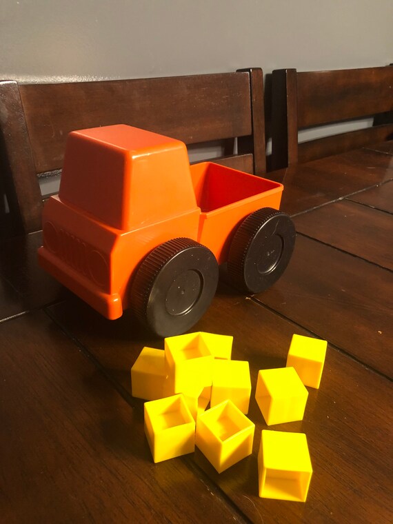 Vehicles Vintage Tupperware TupperToy Pick Em Up BLUE Truck Toy with