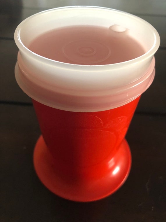 Tasse Rouge De Bebe Rouge De Tupperware De Cru Avec Le Joint Etsy