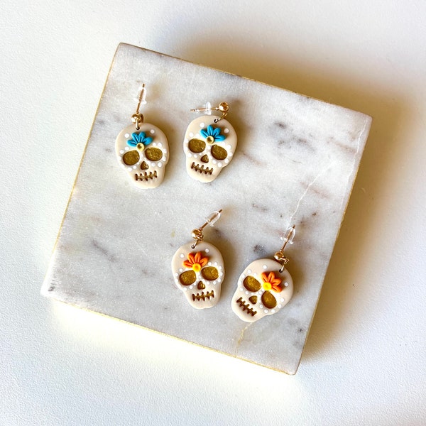 Sugar Skull Earrings - Halloween Earrings - Dia de los Muertos Earrings - Clay Earrings