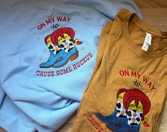 On my Way - Jessie Embroidered Crewneck