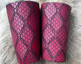 Dragonscale Bracers - Multiple Colors Available - Cosplay Arm Armor - Aztec Armor