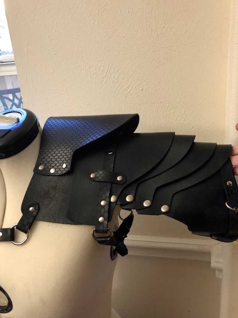 Shoulder Pauldron Shoulder Armor Leather Armor Cosplay | Etsy