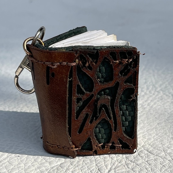 Porte-clés mini livre - mini livre relié en cuir - mini carnet de notes de voyage