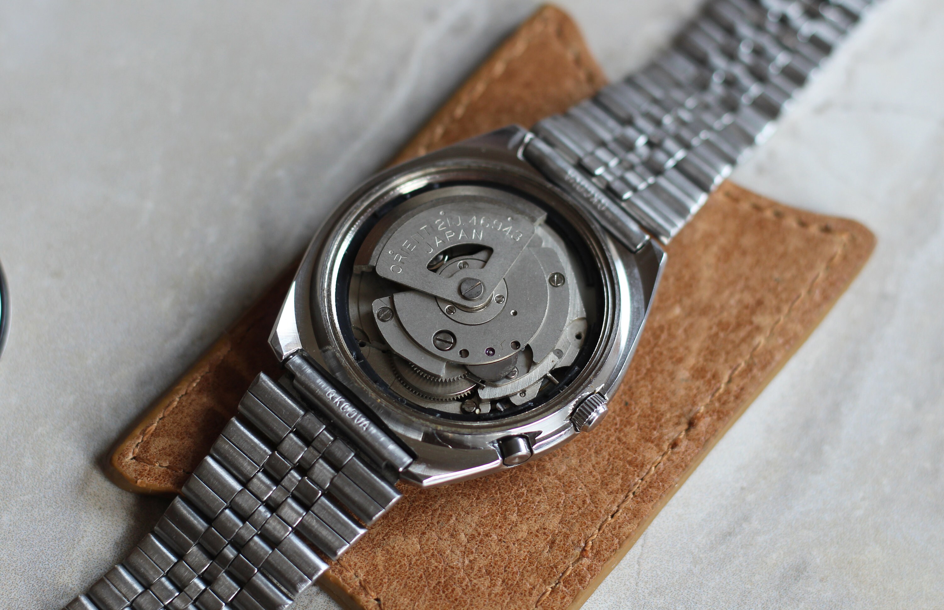 orient crystal automatic