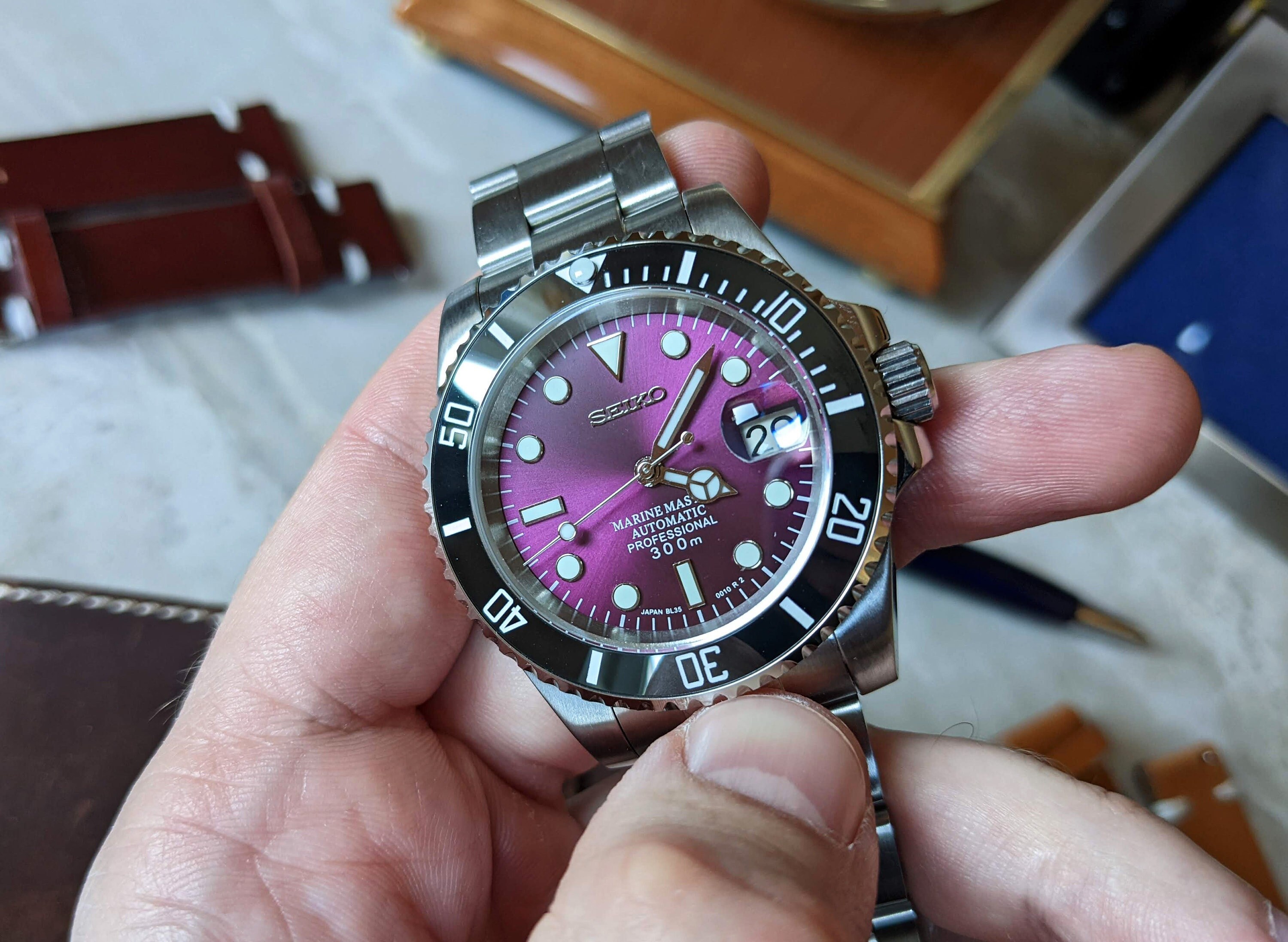 SEIKO mod オマージュ NH35 カスタム ヨットブルー秒針
