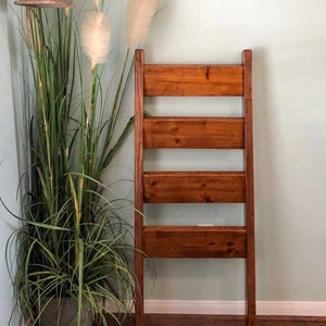 4 ft Blanket/Quilt Ladder