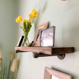 25 in. Industrial Pipe Shelf