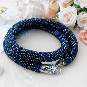Blue snake statement necklace women, Serpent seed beaded crochet choker necklace, Gothic wedding jewelry for witch, Ouroboros beadwork gift