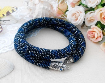 Blue snake statement necklace women, Serpent seed beaded crochet choker necklace, Gothic wedding jewelry for witch, Ouroboros beadwork gift