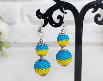 Oekraïense etnische oorbellen, geelblauwe hangoorbellen, clusteroorbellen met twee bollen, lange handgemaakte kralenoorbellen, patriottisch cadeau