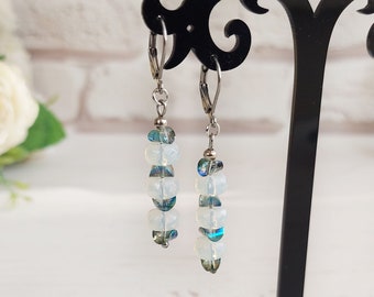 Pendientes de ópalo, joyería de piedra lunar, pendientes largos colgantes, pendientes de cristales en racimo, pendientes de hilo con cuentas, pendientes apilados de ópalo