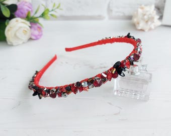 Burgundy black rhinestone crown Shiny red black headband Gothic wedding beaded headpiece Modern crystal hair piece Bling luxury stone tiara
