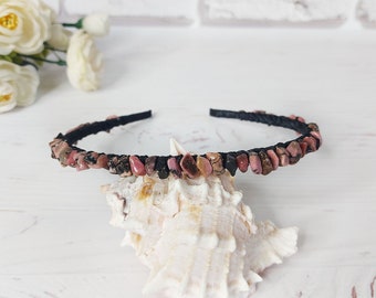 Thin dainty hairband, Black pink stone headband, Crystal gothic minimalist crown, Bridal headpiece wedding, Gemstone Rhodonite women jewelry