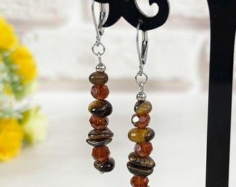 Orecchini con pietre preziose Occhio di tigre Orecchini lunghi con cristalli marroni Orecchini pendenti con perline Orecchini a grappolo con infilatura Orecchini leggeri da donna