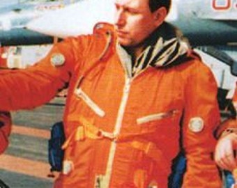 AUTHENTIC  Soviet Russian Mig / Su Pilot High Altitude Flight Suit VMSK-4-15 Made In USSR