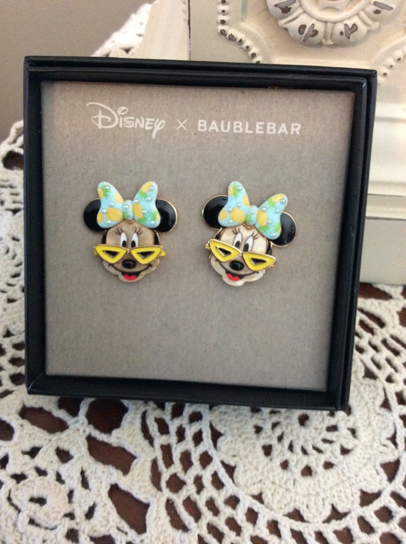 Disney x Baublebar Summertime Minnie Mouse on Vac… - image 2