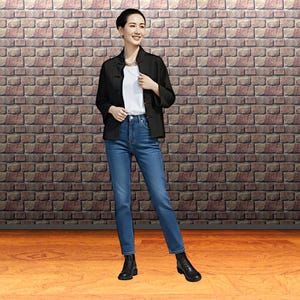 This black floral jacquard linen jacket offers a structured yet breathable layer for the autumn transition, blending traditional frog button details with modern fit. This piece uses the natural weight of flax linen. The "Deep Carbon Black" isn't a flat dye; the tonal jacquard weave adds a subtle dimension that becomes visible as you move. Functions as a soft blazer for the office or a meditative outer layer for weekend outings.