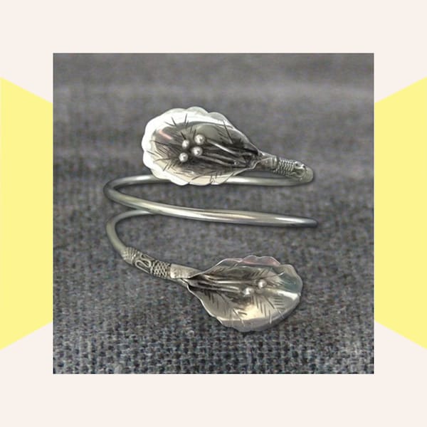 Arum lily bracelet, Miao silver jewelry for women, wrist, everyday, Hill tribe Hmong Chinese open ethnic bangle, Unique metal armlet