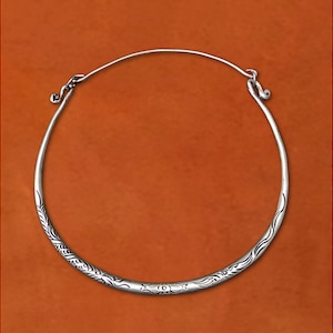 Silver torque necklace, Tribal choker jewelry for bohemian ethnic festival, Boho statement, Engraved minimalist gift, Dragon & phoenix