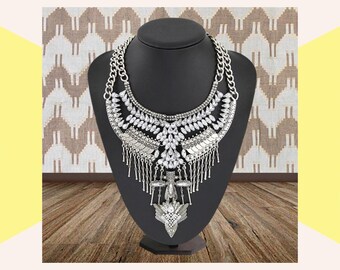Silver shine snake head totem necklace, Sparkling rhinestone, Boho inspired, Bold statement metal fringe choker for festival & casual outfit