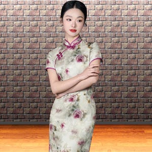 Elegant light gray floral cheongsam dress, Asian inspired Chinese mandarin qipao, High collar magenta piping traditional Changsan, Sz M-4XL