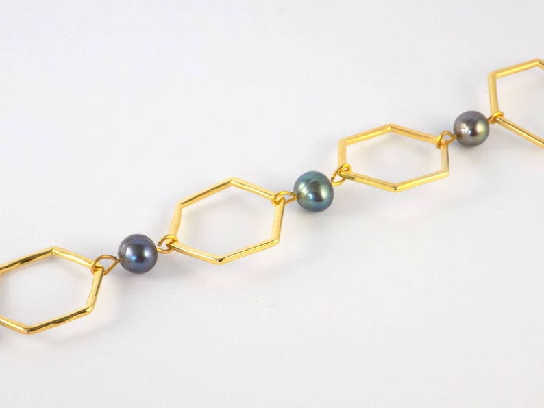 Golden Bracelet 4 Hexagons Grey Tahitian Pearls