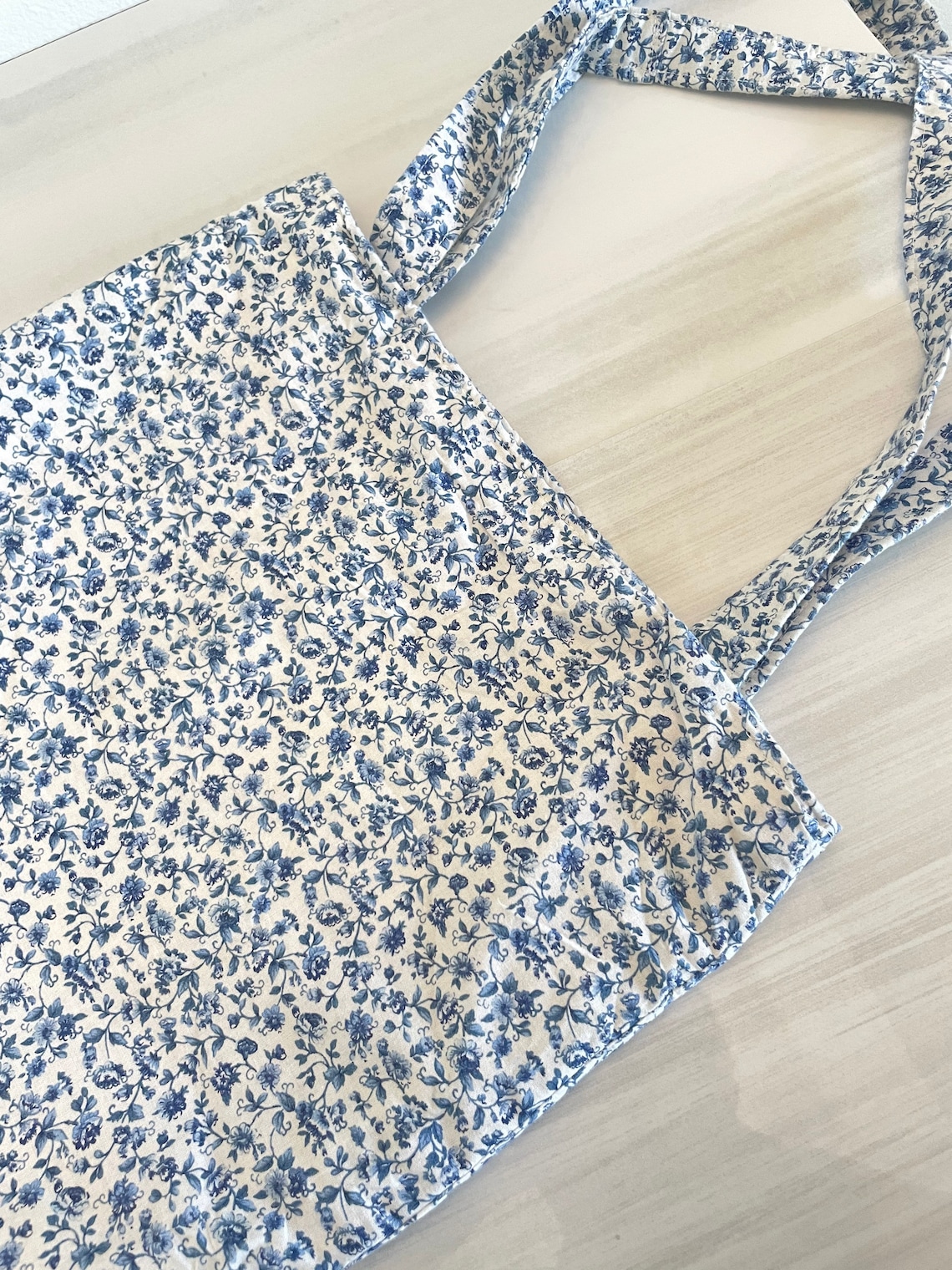 NOXXON Floral Tote Bag