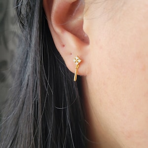 Blume Ohrringe mit Zirkon Reinen Steinen Ohrringe 2 stück für beide Seiten, vergoldet 18k aus Silber 925 + Geschenkverpackung