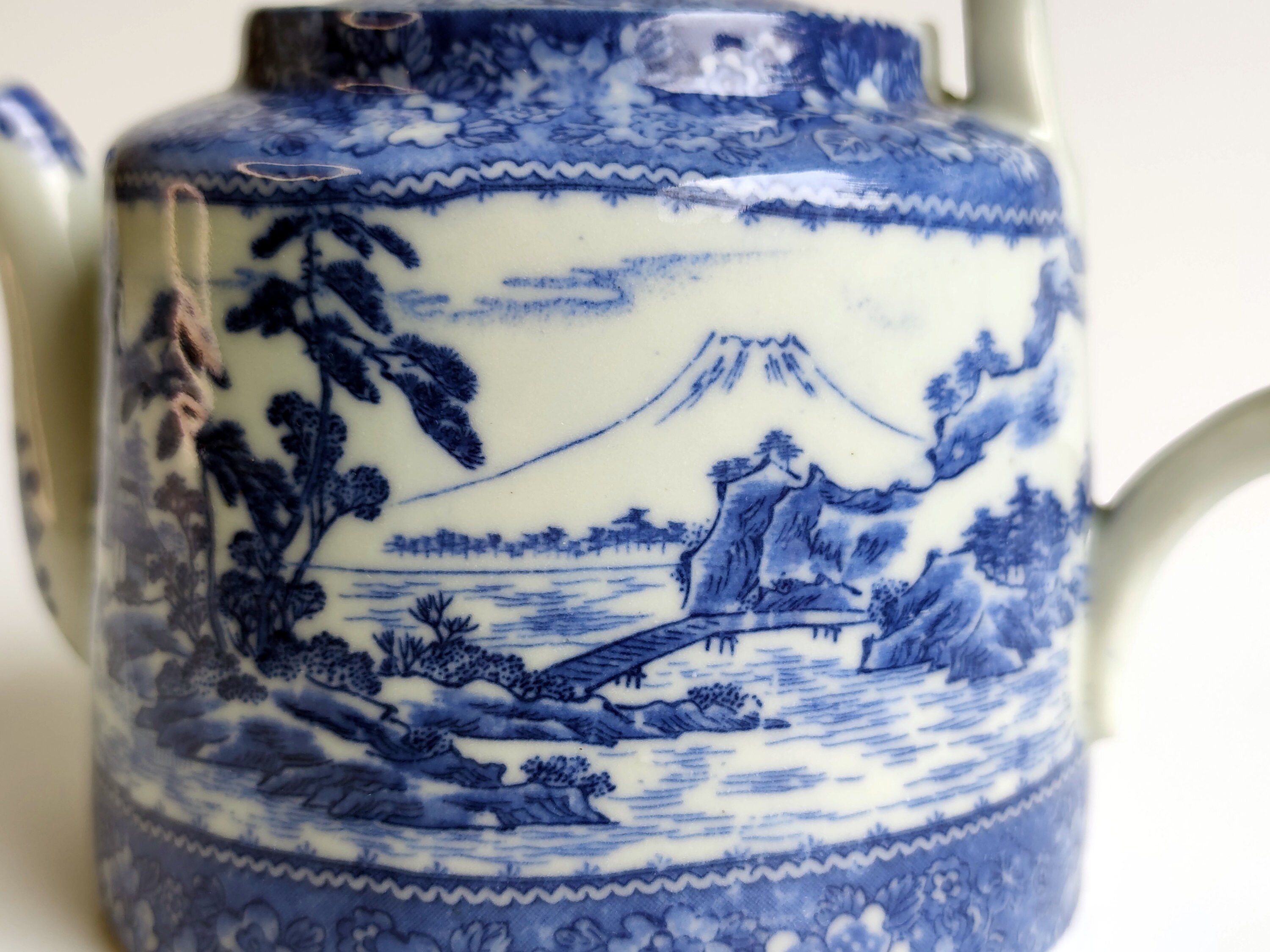 Vintage Asian Blue and White Pottery Saki / Tea Pot Sweet 