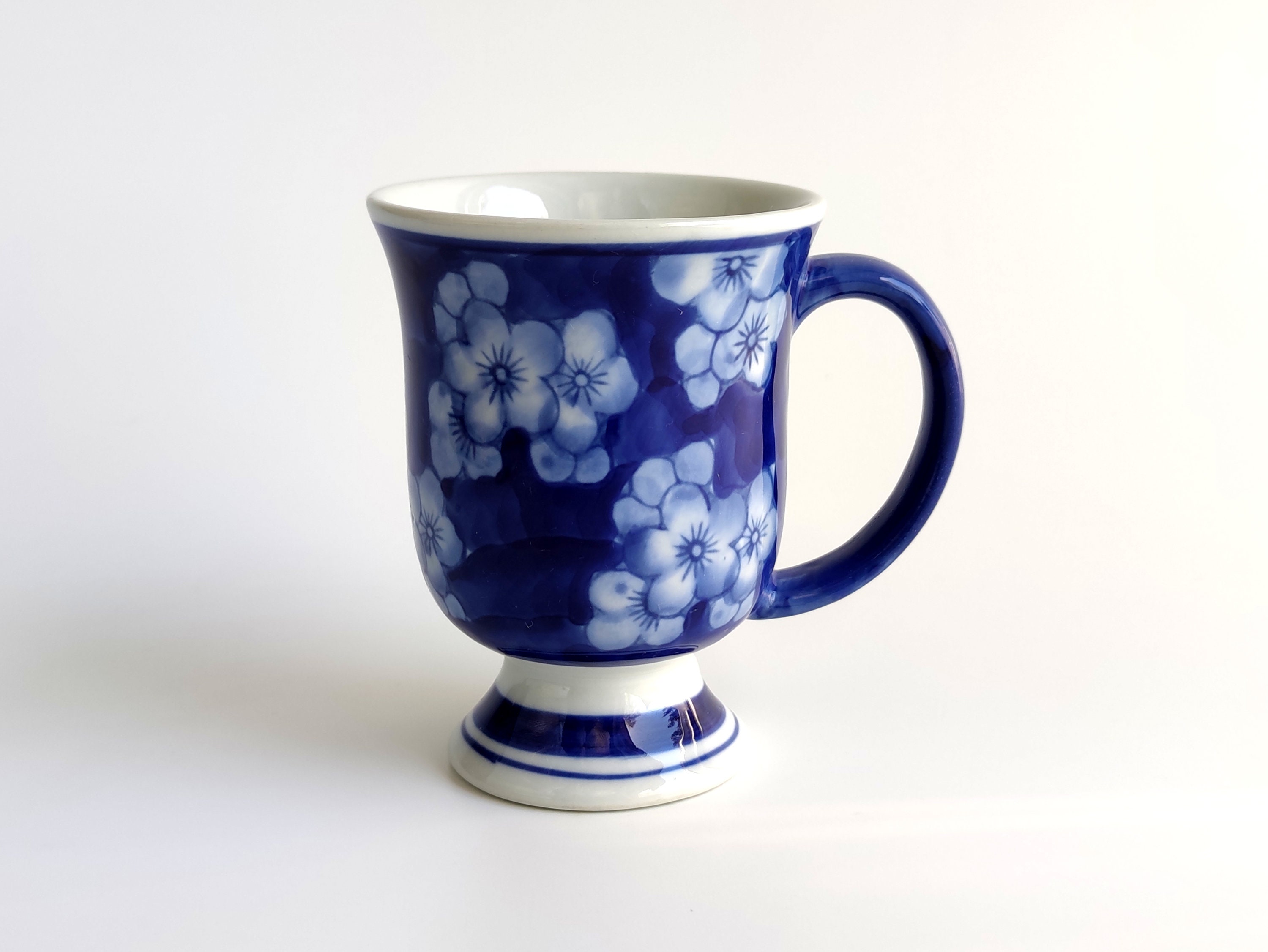 Blue and White China Travel Coffee Mug Insulated Hand Painted Porcelai -  Artistic Romantic