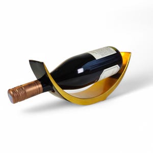 Vintage Japanischer Weinflaschenhalter aus lackiertem Holz, Elegantes Minimalistisches Design Gold & Schwarzer Weinhalter