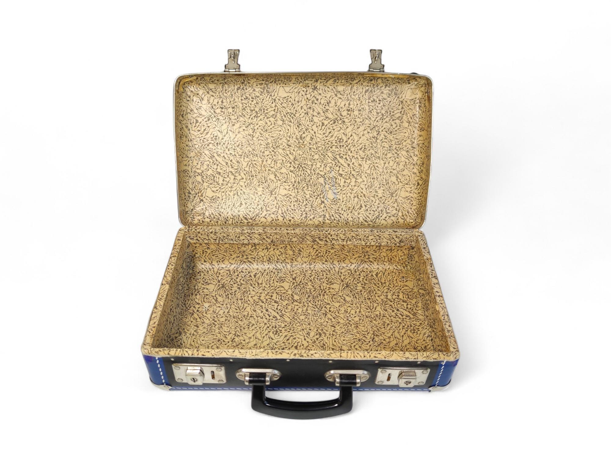 ディズニーmicky＆Co.　トランク　アタッシュケース 1990’s Vintage 90s Disney Mickey Suitcase, Mickey's World Tour 1001