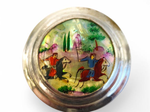 Middle Eastern Hand Painted Shell Trinket Box wit… - image 5