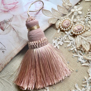 10 pcs Pink Bookmark Tassels, Baby Pink Silky Craft Tassels, Decorative  Tassel Sewing, Tassle for Resin Bookmarks