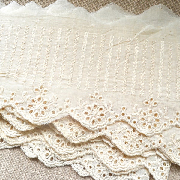 Bordure en dentelle de coton beige, tissu en dentelle ivoire brodé, dentelle à bordure festonnée à oeillets, tissu en dentelle pour journalisation indésirable, dentelle brodée