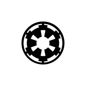 Pode incluir: Gráfico a preto e branco do símbolo do Império Galáctico, um emblema circular com um design de roda dentada. O símbolo apresenta um padrão central de estrela rodeado por uma série de formas angulares, tudo sobre um fundo branco.