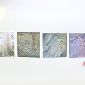 Set originele aquarelkaarten, aquarelvlekken, handgeschilderde ansichtkaart, set van 4 kaarten, mini-ansichtkaarten, groen, paars, mini-schilderijen.