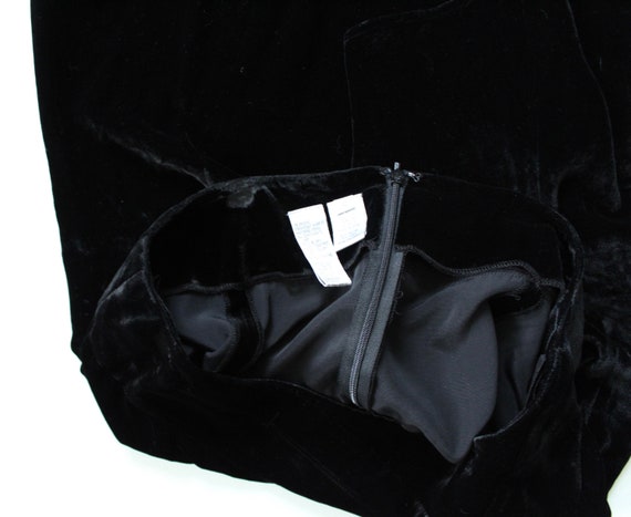 BLACK velvet mini skirt | elegant soft velvet ski… - image 7