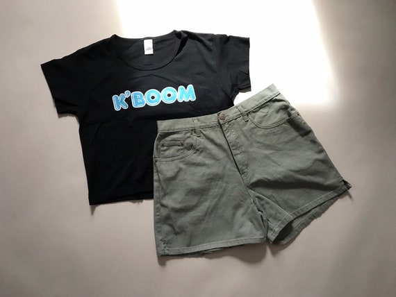 olive green high waisted shorts