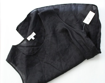 TAMOTSU New York linen top | minimalist linen top | black line structured top
