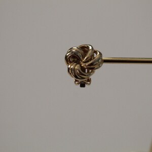 SWIRL knots earrings 1980s clip on earrings gold tone statement earrings image 7